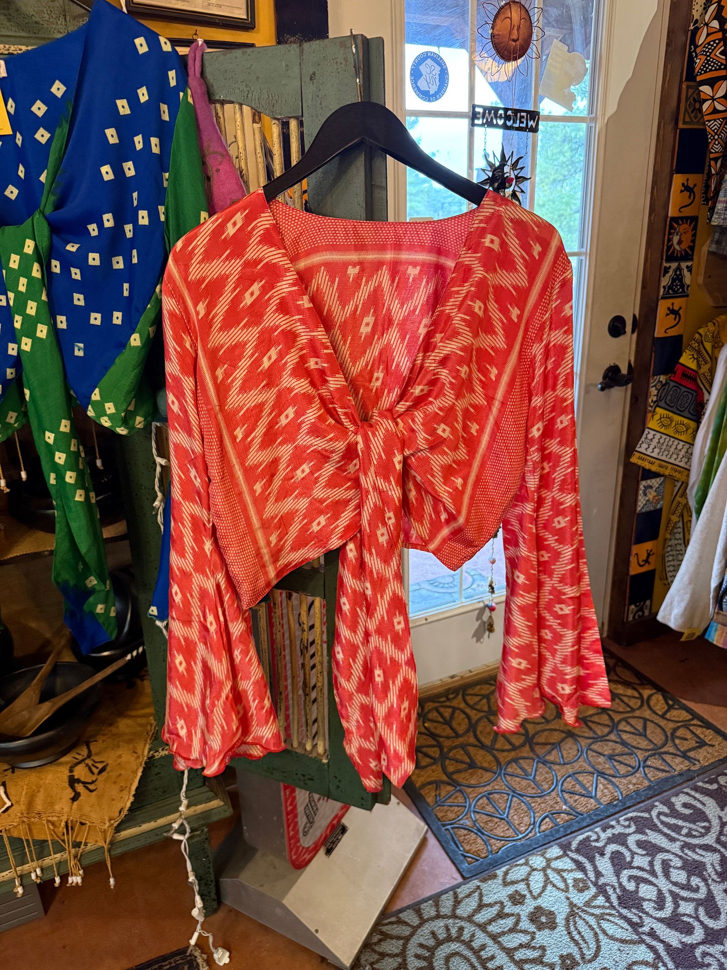 Silk crop top salmon red