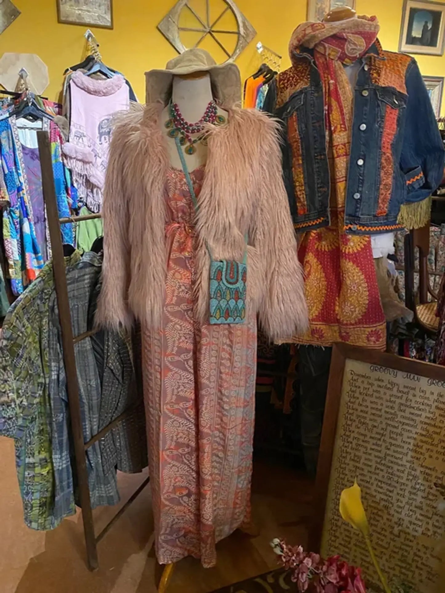 Faux fur shaggy jacket - Small