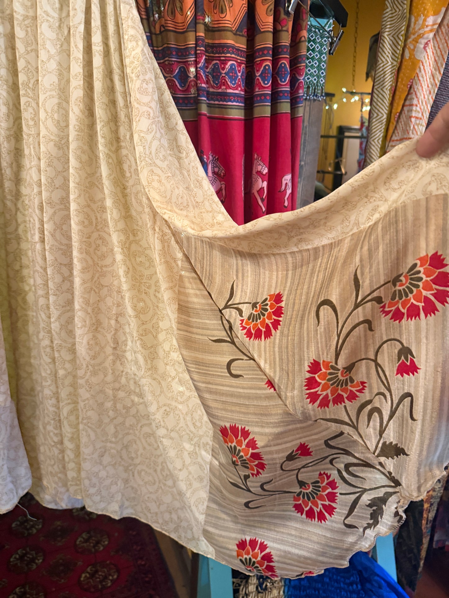Beige/red palazzo pants