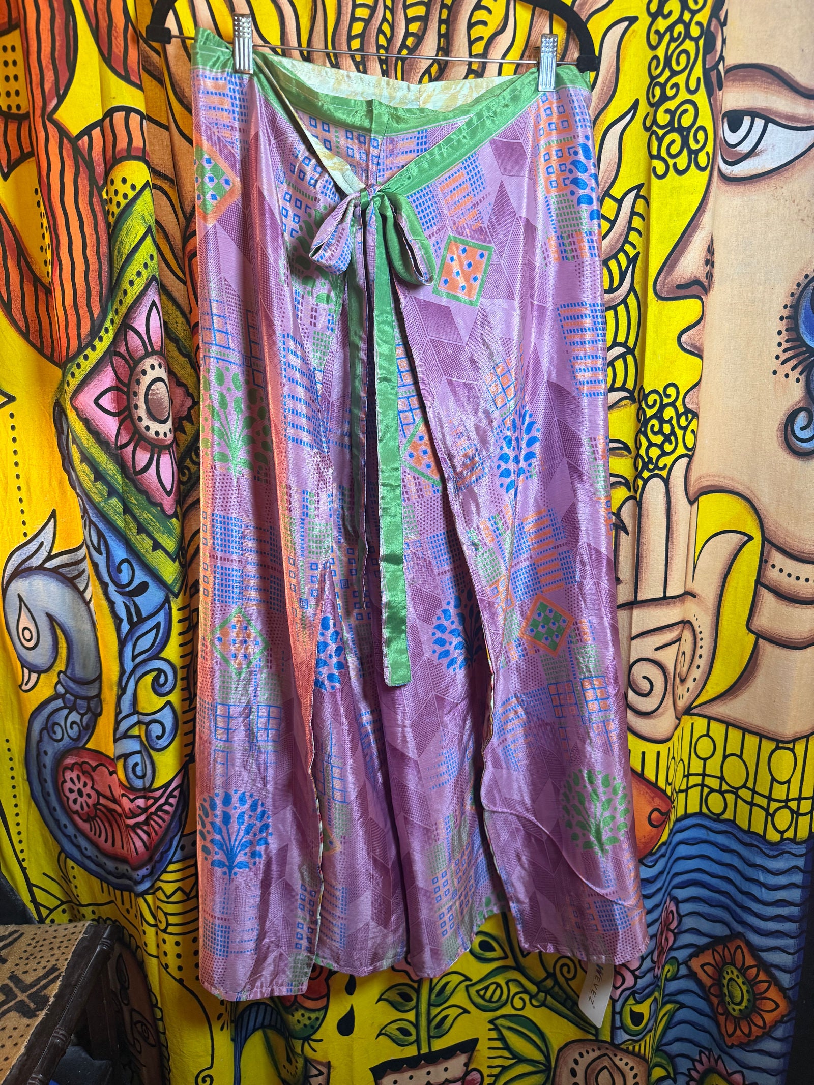 Twrap silk pants lavender