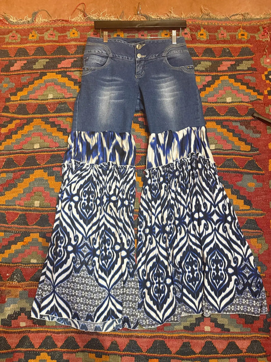 Groovy Blue Jeans Size 32
