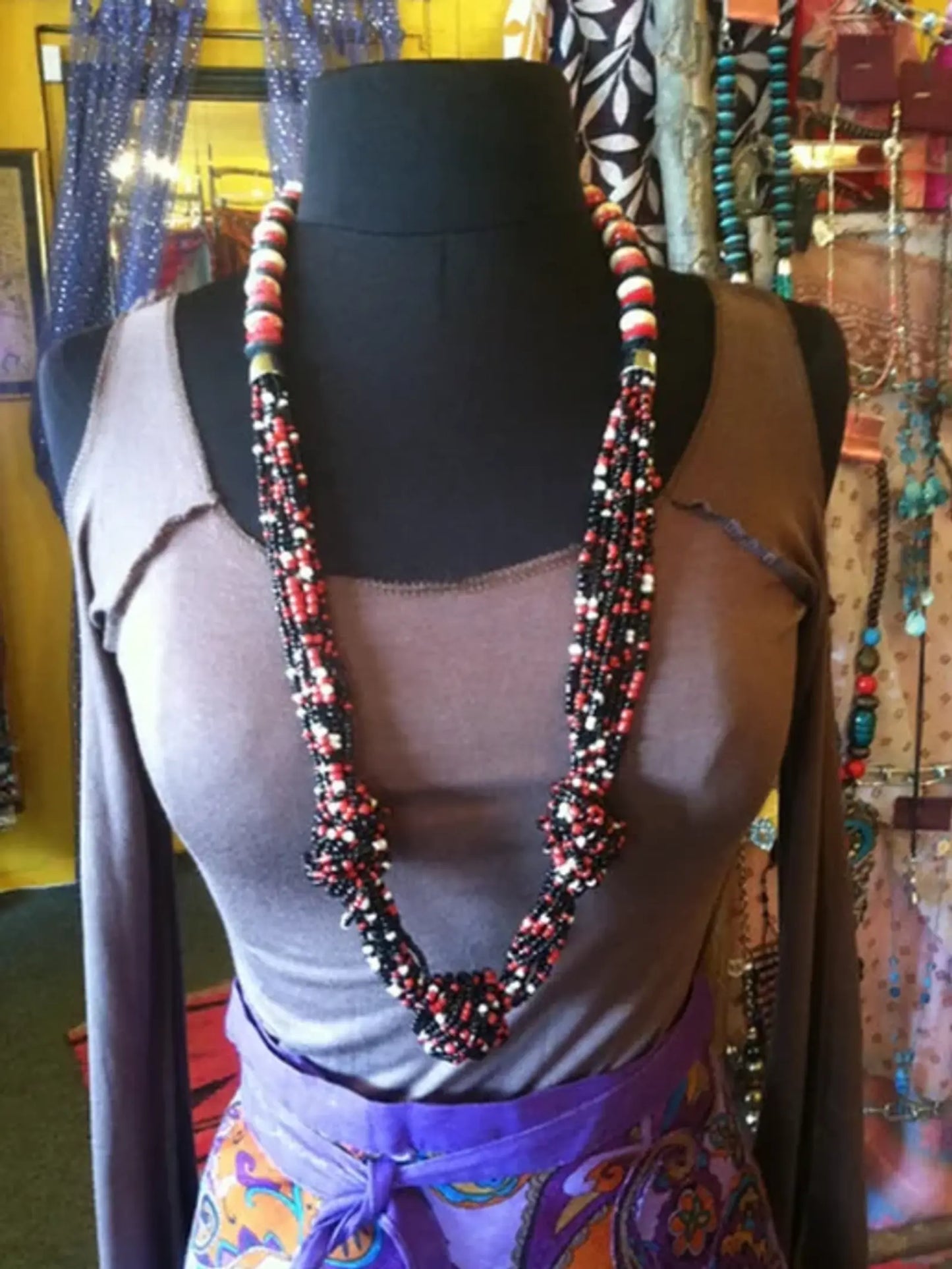 Black and red long beaded necklace
