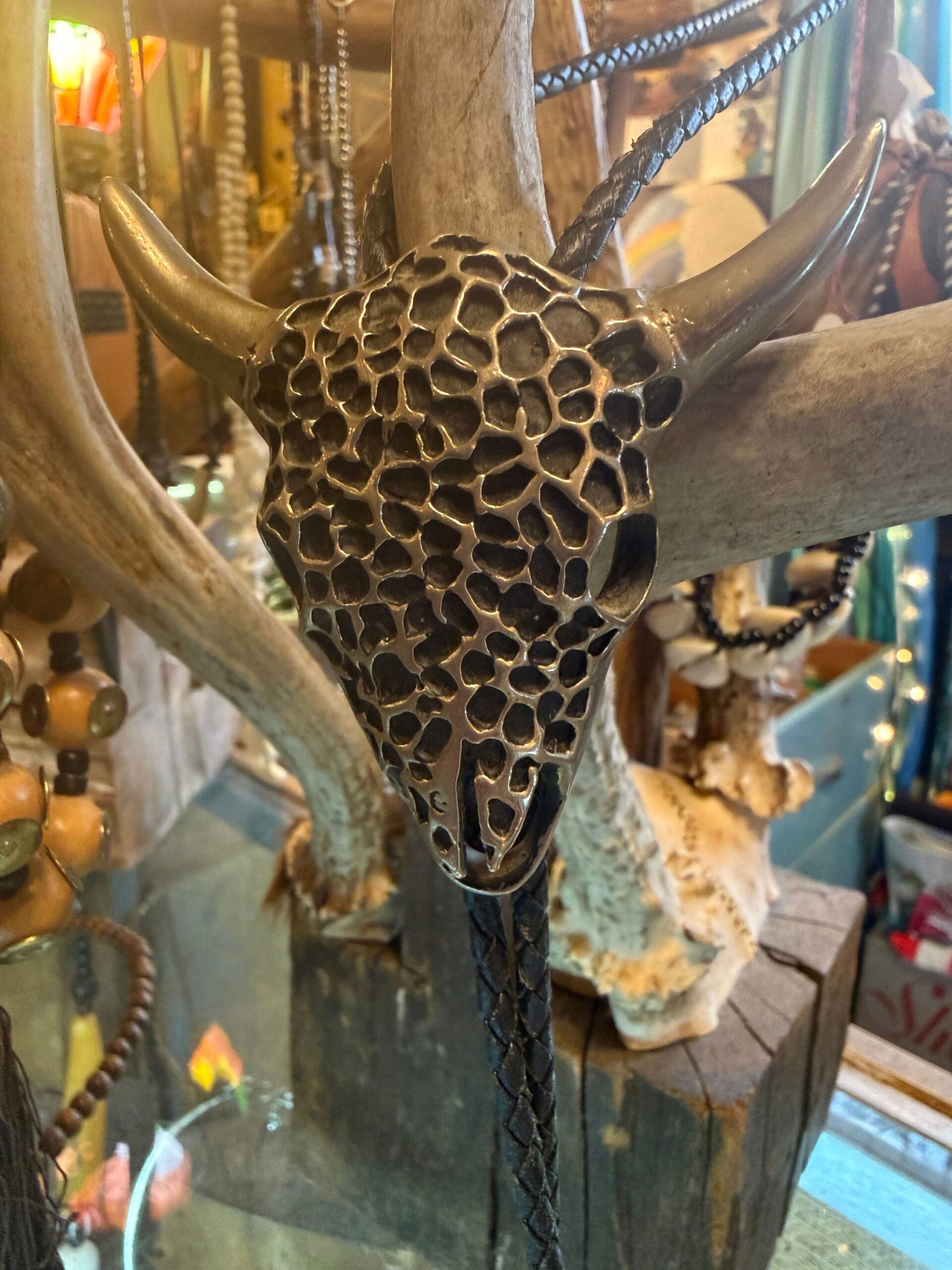 Silver Skull bolo