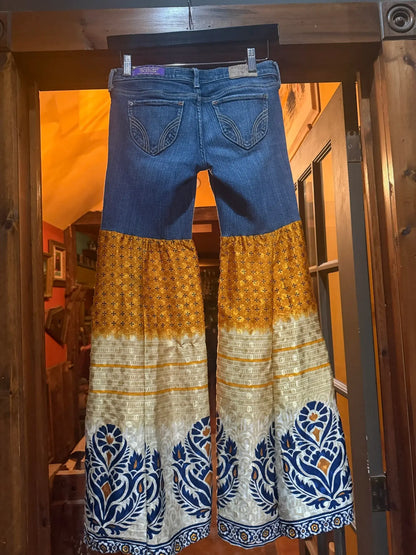 Size 1 low rise groovy jeans
