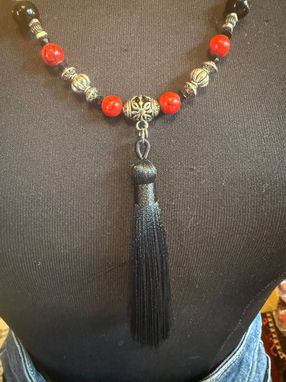 Dramatic Black And Red Mala