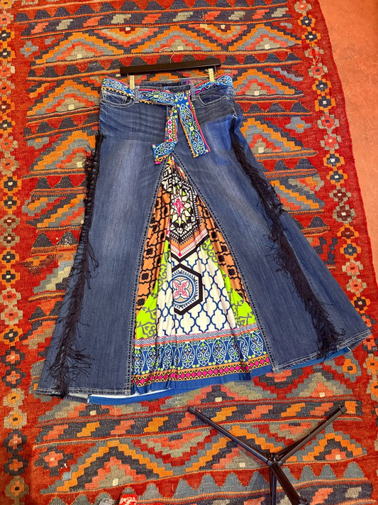 Groovy jean Upcycle skirt 34 w