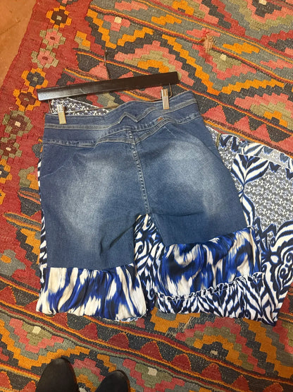 Groovy Blue Jeans Size 32