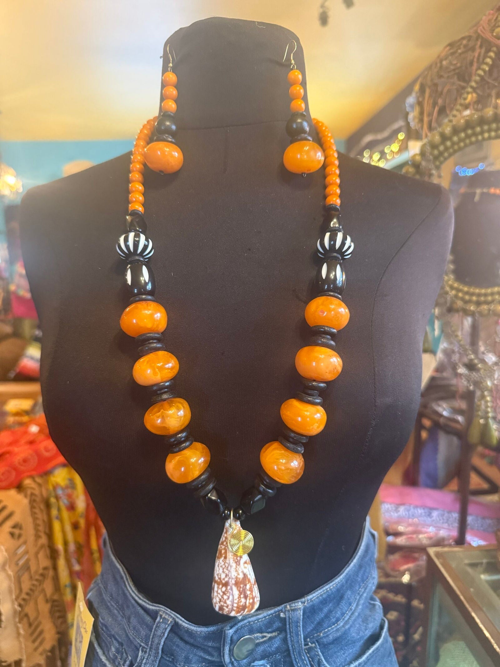 Dramatic Shell Set