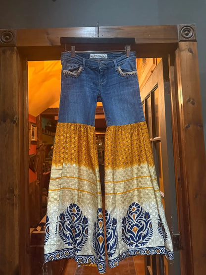 Size 1 low rise groovy jeans