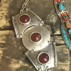 Cabochon silver bracelet
