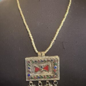 Kuchi pendant triangle detail