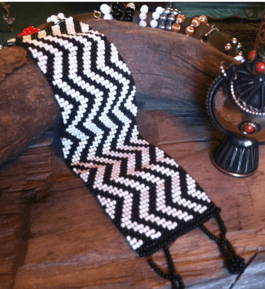 Woven beaded cuff Zebra